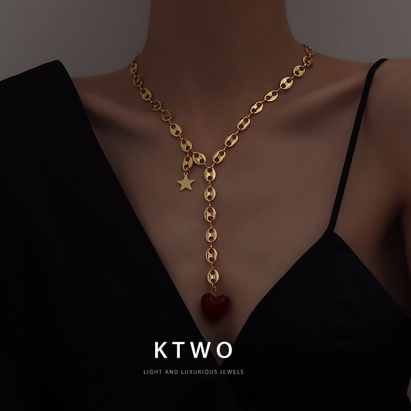 Retro Love Pendant Necklace In Gold