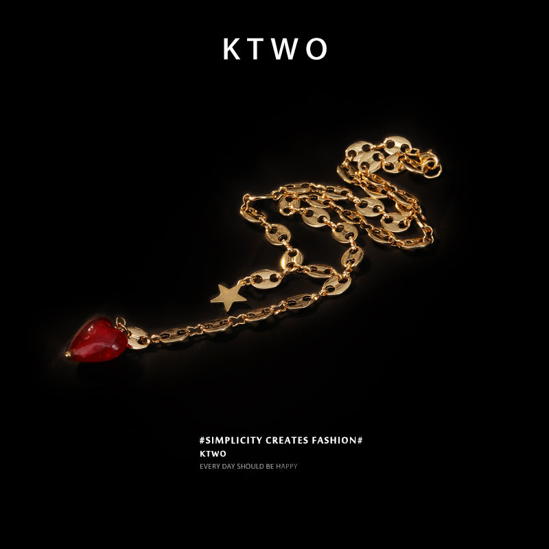 Retro Love Pendant Necklace In Gold