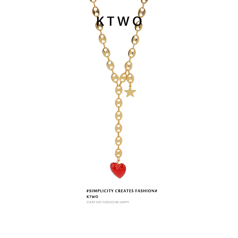 Retro Love Pendant Necklace In Gold